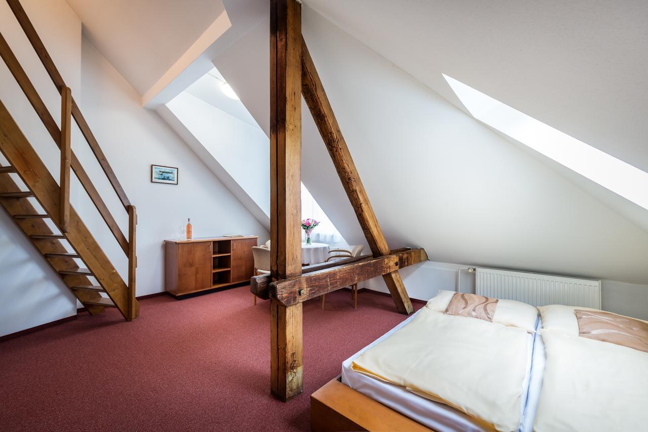 Hotel Skanzen Depandance 벨레라드 외부 사진